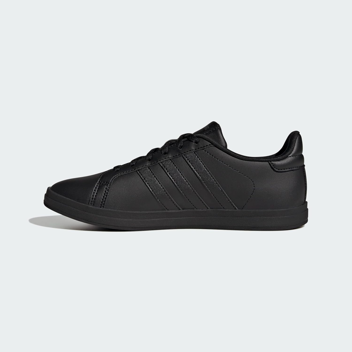 حذاء رياضي نسائي adidas Coneo Qt 2.0